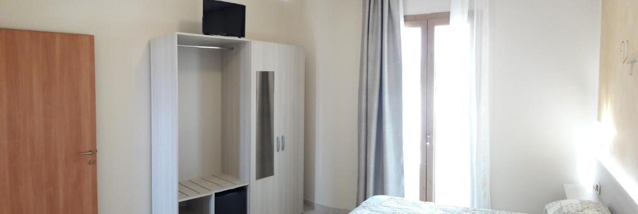 B&B Letizia Marina di Lizzano Exteriör bild